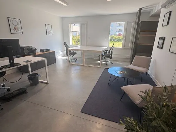 Local professionnel