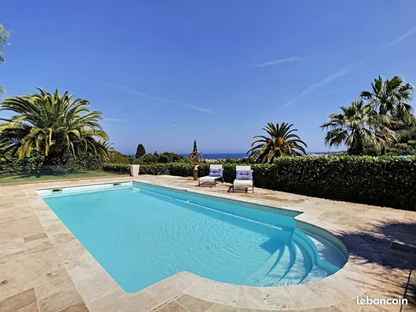 Villa 4 pièces 166 m²