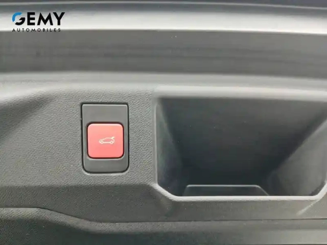 Peugeot 5008 hybrid 145 ch e-dcs6 — photo 23