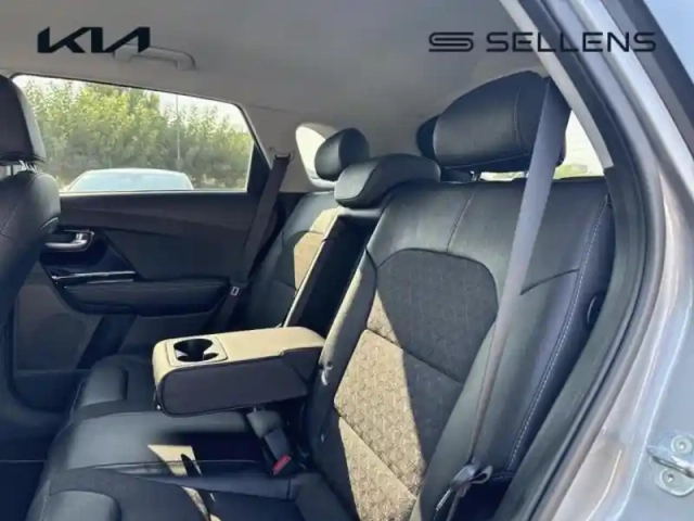 Kia Niro 1.6 gdi 105ch isg + plug-in 60.5ch active dct6 my22 — photo 9