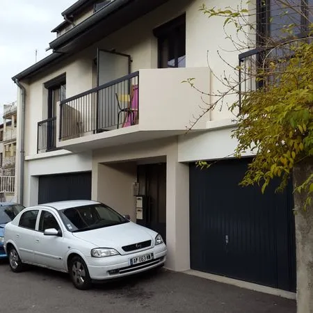 CentreF3 duplex dans maison de ville sans terrain