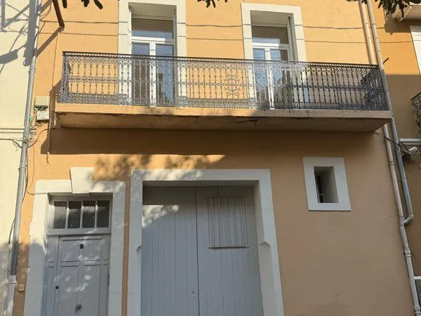 Place 2 roues dans garage fermé - Quartier Wilson