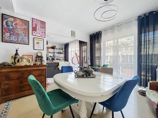 PERPIGNAN (66) - HYPER CENTRE - APPARTEMENT 90m2