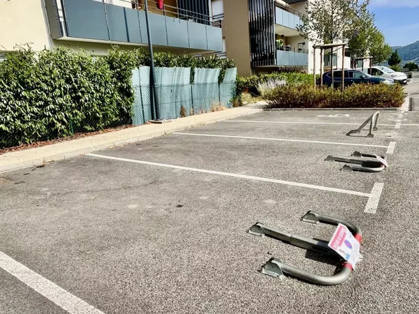 PLACE DE PARKING – IDÉAL INVESTISSEUR – SAINT-PIERRE-EN-FAUCIGNY