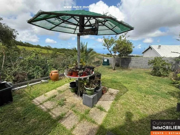 Villa F3 vue mer au Tampon