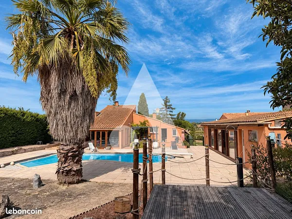 Maison 5 pièces 135 m²