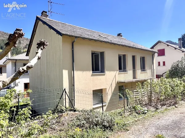 Maison 9 pièces 108 m²