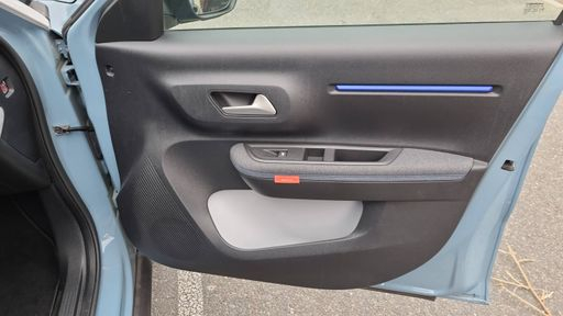 Citroen C3 1.2 Turbo 100 - Plus – 2025 – 6141 km – Essence – Boîte Manuelle — photo 27