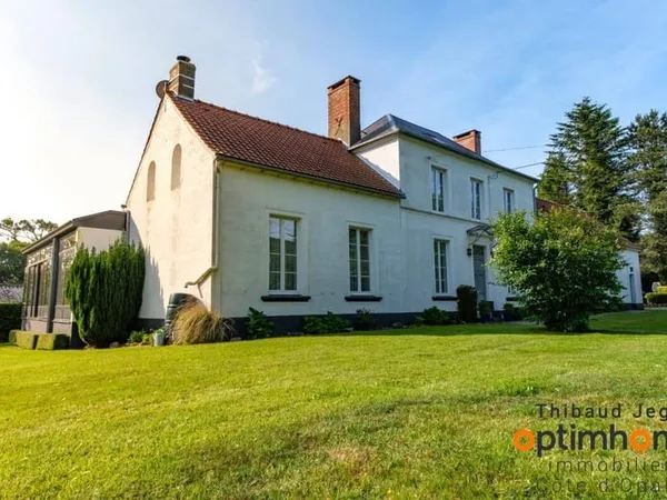 Maison 10 pièces 350 m²