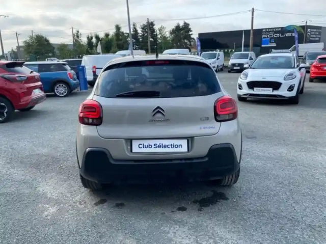 Citroën C3 1.2 puretech 110ch s&amp;s shine 120-123g — photo 18