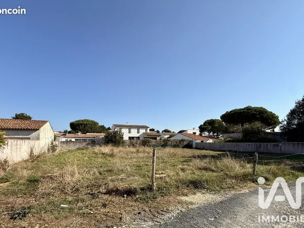 Terrain 686 m² La Couarde-sur-Mer