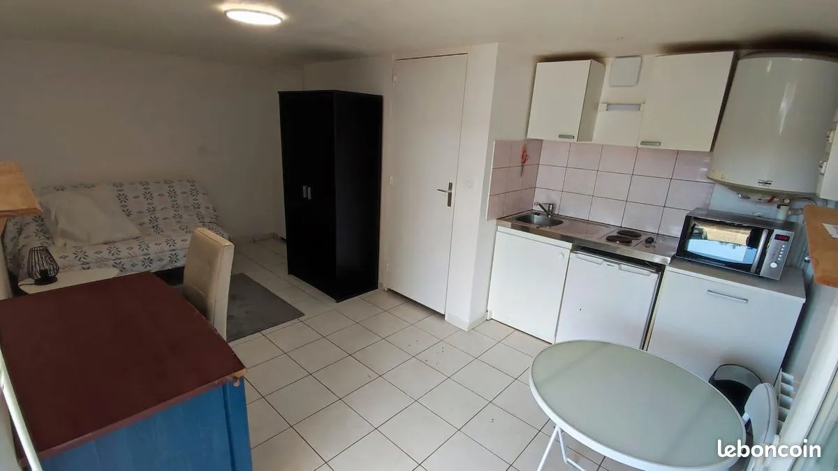 Photo 1