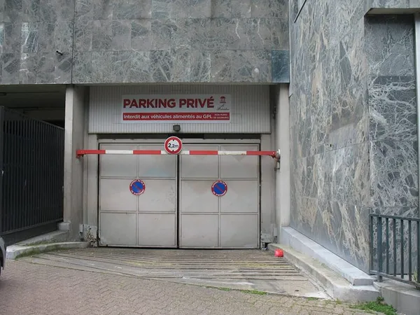 Parking 10 m²