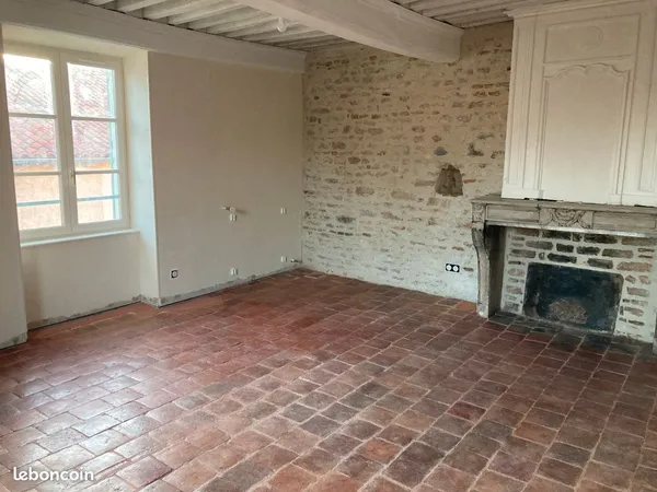 Loue appartement T2 - 47m² - Cluny