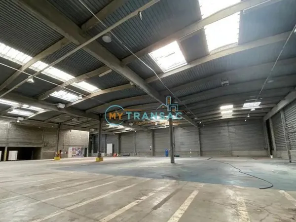 A Louer Entrepôt de 4 990m² à Sucy