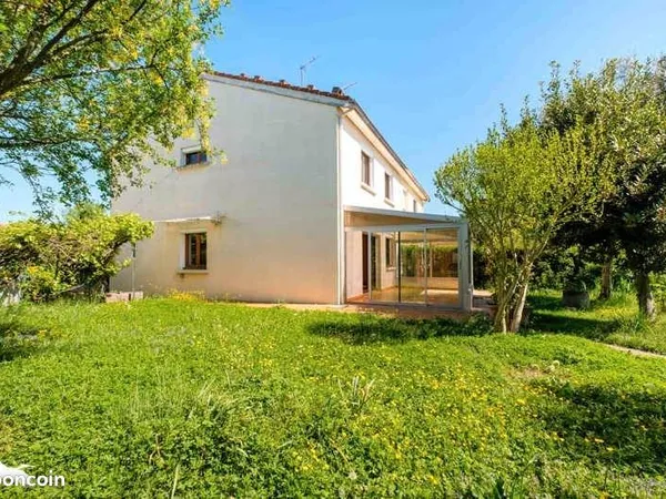 Maison 5 pièces 102 m²