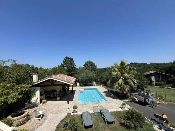 Maison 6 pièces 170 m²