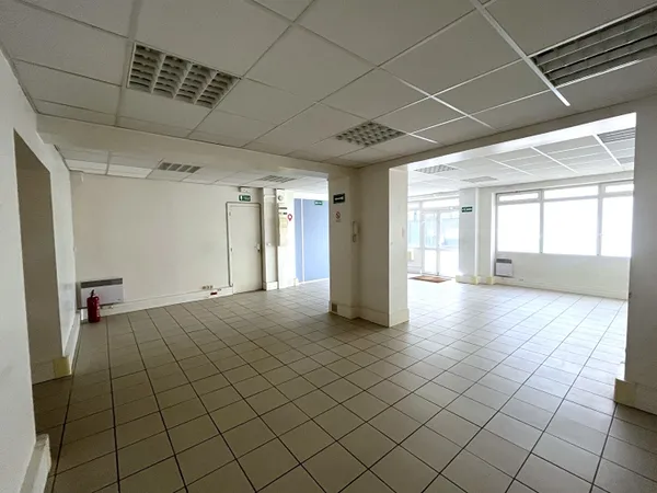 Local commercial 78 m²