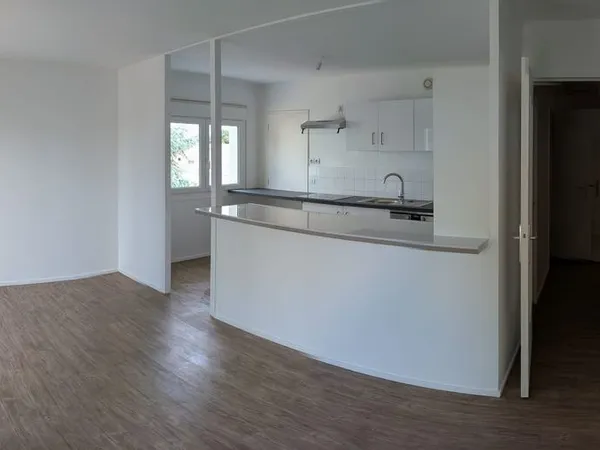 Location Appartement - 790