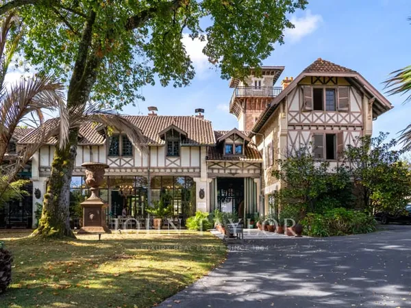 Hôtel 5* Biarritz, 26 guests, piscine, Parc de 6000m²