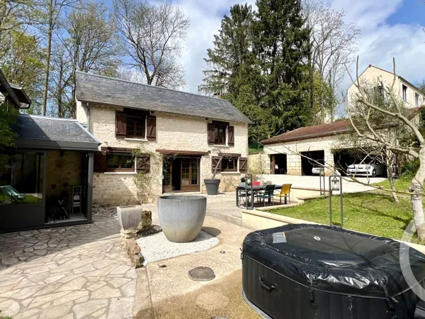 Maison 7 pièces 213 m²