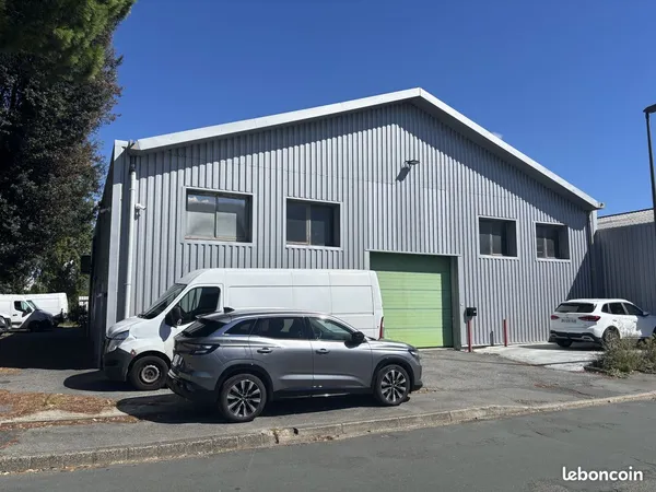 Local 458 m² Bayonne