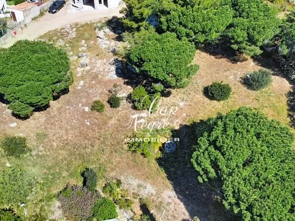 Terrain Constructible Avec Vue Mer A Bormes-Les-Mimosas