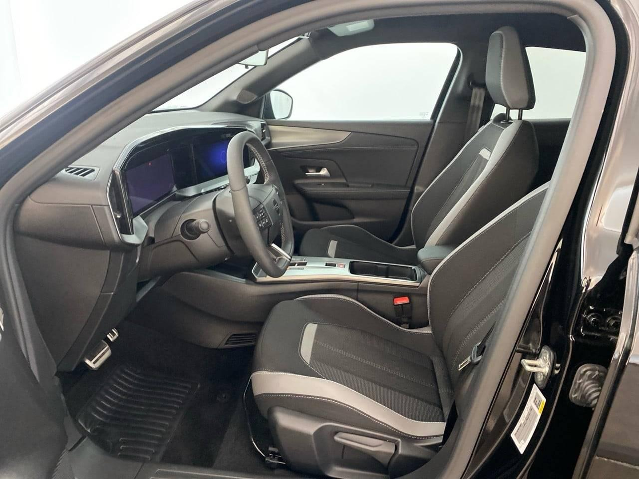 Opel Mokka electrique 156 ch & batterie 54 kwh gs — photo 9