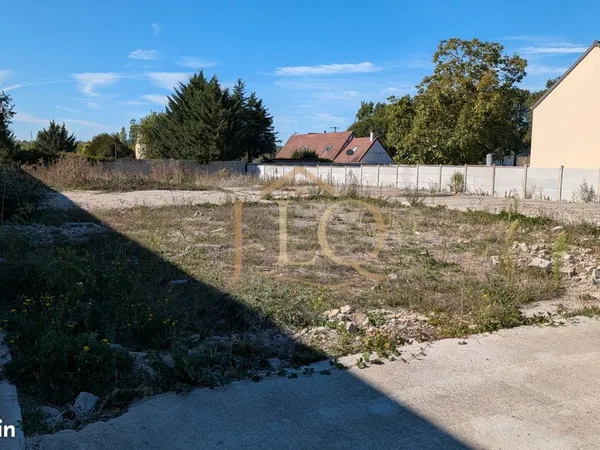 Terrain 1 627 m² Cherisy