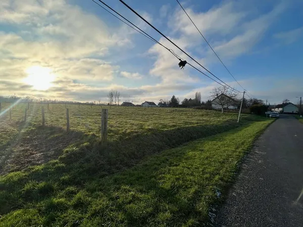 Terrain 2215 m²