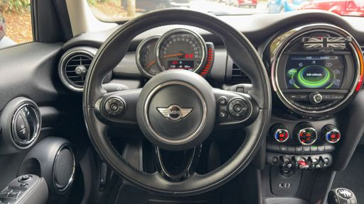 Mini Mini 1.5 Cooper 136 - Chili – 2017 – 58975 km – Essence – Boîte Manuelle — photo 26