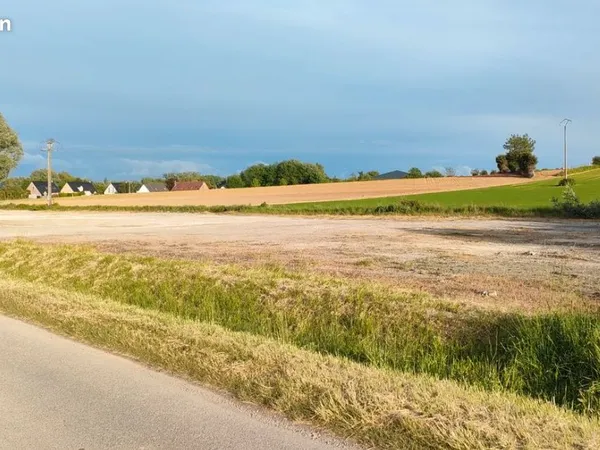 Terrain entreposage ou parking a louer a serques