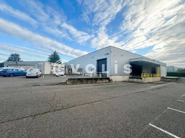 Local d'activité 2070 m²