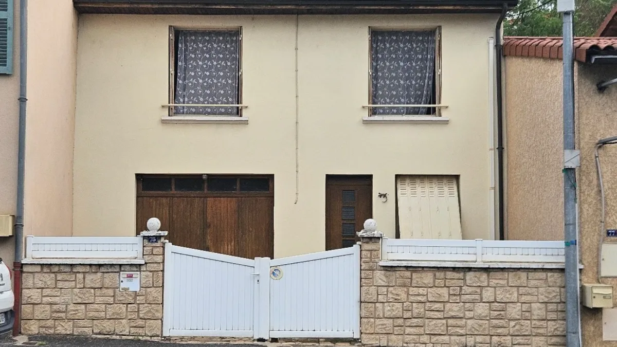 Photo 1