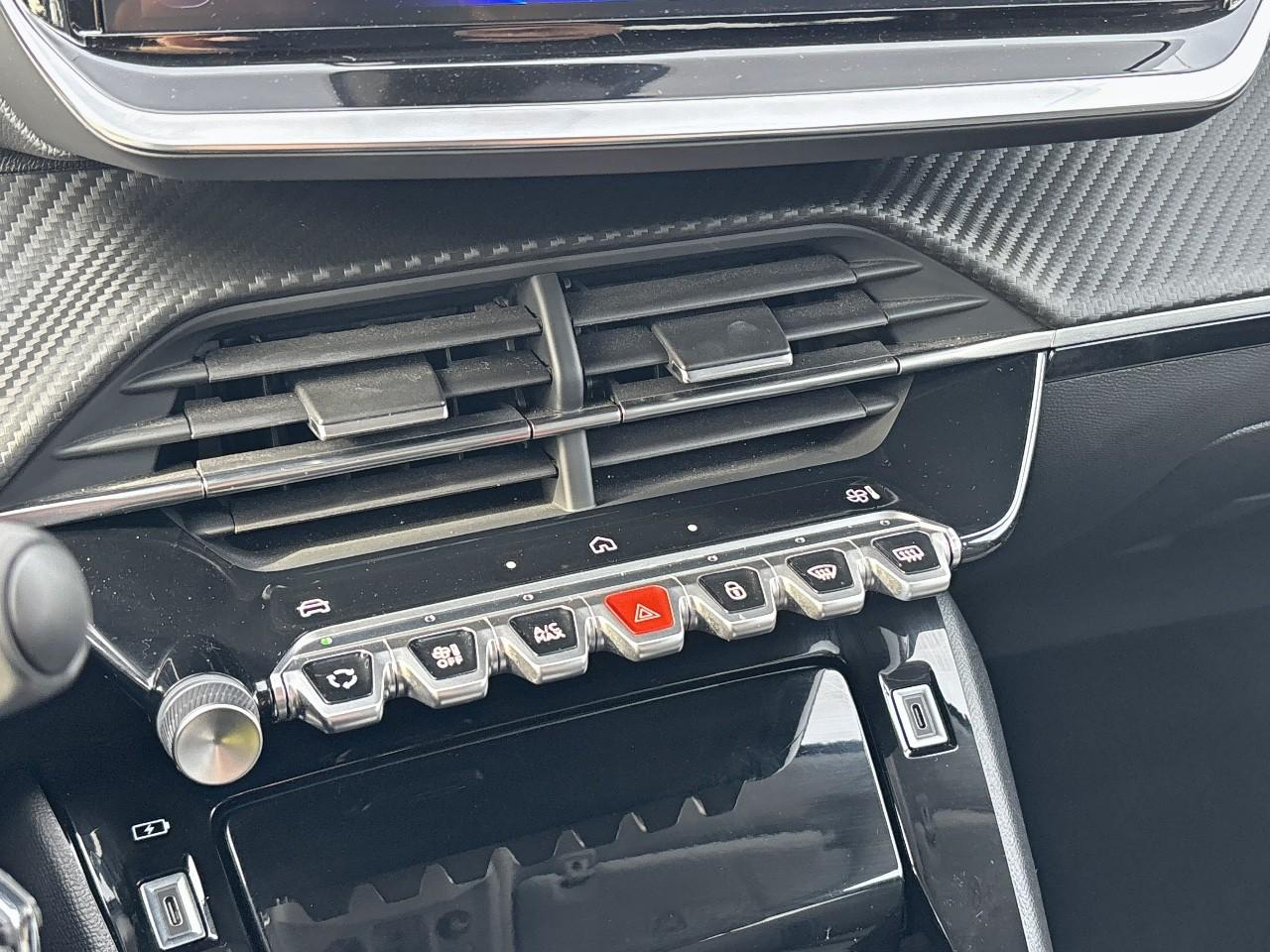 Peugeot 208 1.2 hybrid 110ch allure e-dcs6 — photo 24