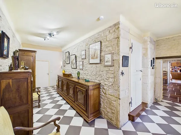 Maison 7 pièces 265 m²
