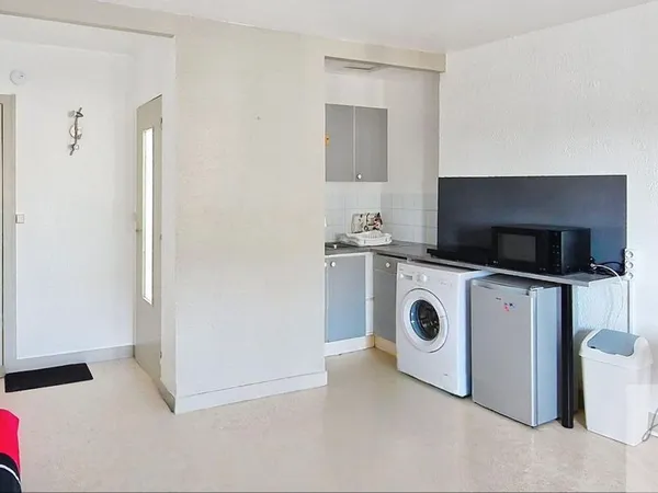 Studio 1 pièce 25 m²