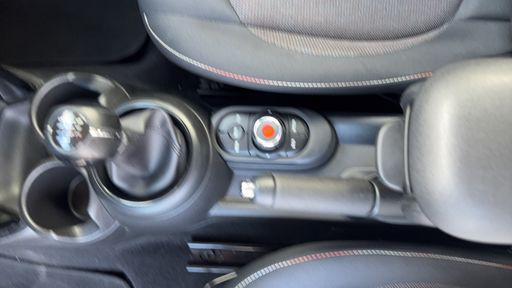 Mini Mini 1.5 One 102 - One – 2018 – 46612 km – Essence – Boîte Manuelle — photo 4