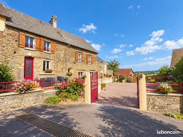 Maison en pierre rénovée - 120 m²