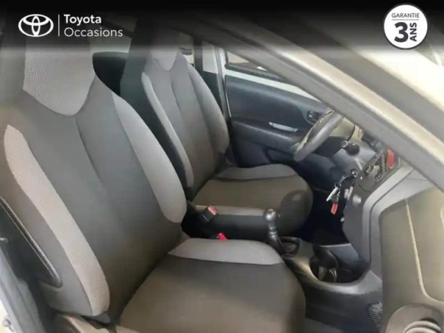 Toyota Aygo 1.0 vvt-i 72ch — photo 6