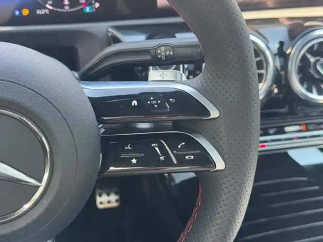 Mercedes Classe A 200 d amg line — photo 15