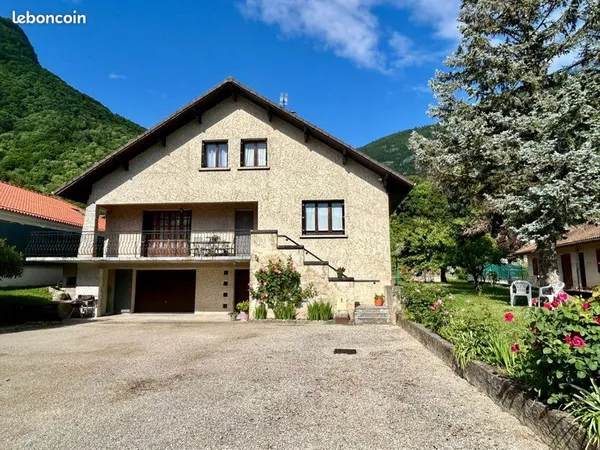 Maison Veurey-voroize