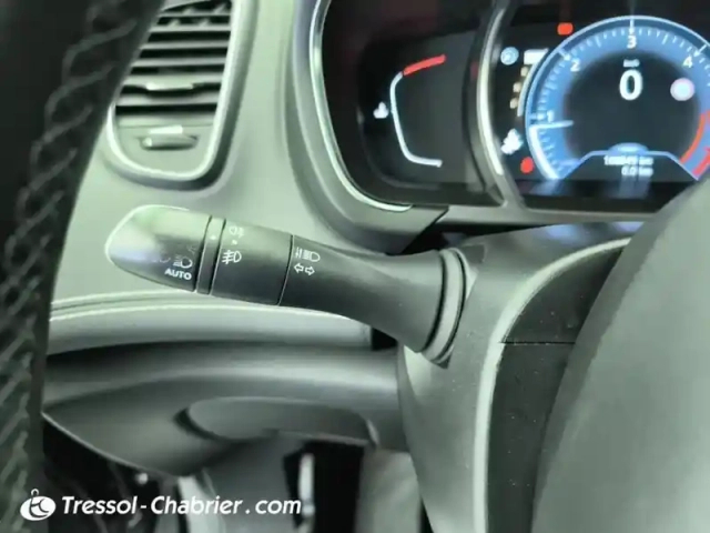 Renault Scenic dci 160 energy edc edition one — photo 27