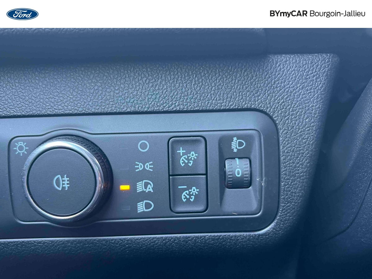 Ford Kuga 2.5 Duratec 180 ch FlexiFuel FHEV E85 Powershift — photo 19