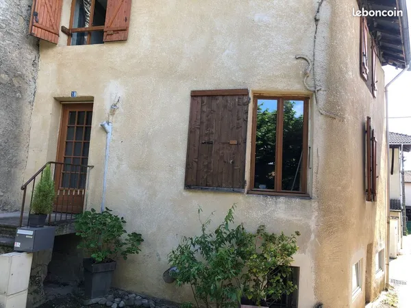 Maison de village 4 pièces rénovées avec un surface de 86 m² dont 73 m² habitable