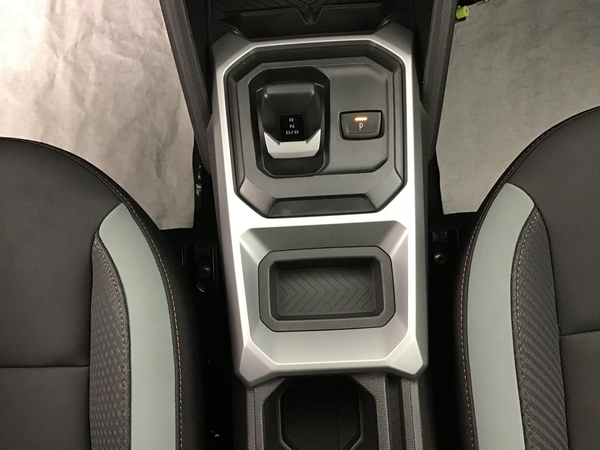 Dacia Duster — photo 24