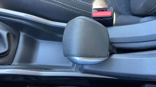 Peugeot 2008 1.6 BlueHDi 75 - Active – 2018 – 99354 km – Diesel – Boîte Manuelle — photo 17