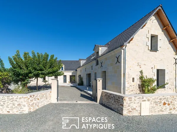 Vends demeure - 280 m² - 10 pièces, 6 chambres - Beaufort En Anjou 49250