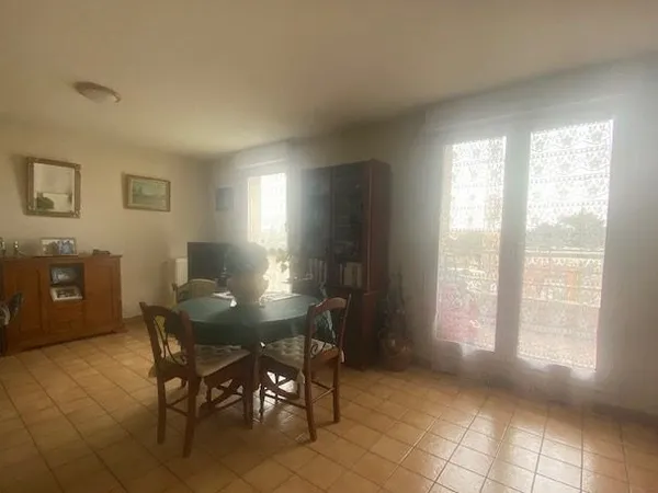 TOURNEFEUILLE-Appartement REZ DE JARDIN-3 pièces 85 m2