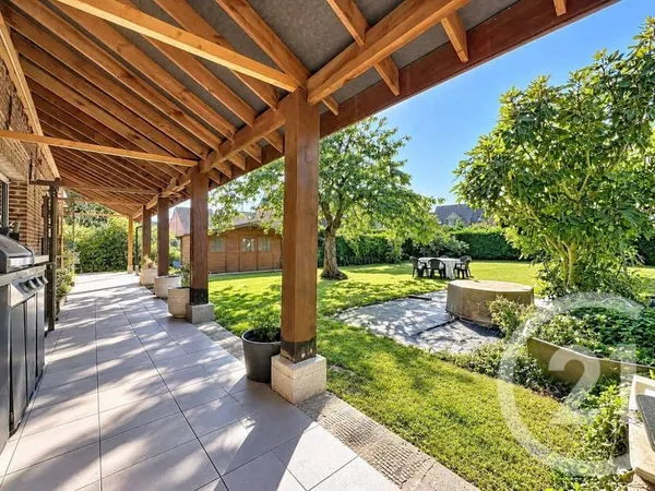 Maison 4 pièces 157 m²